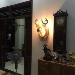 den ngu treo tuong hinh dau huu 232