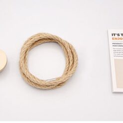 dong ho go phong cach bac au khac logo 485