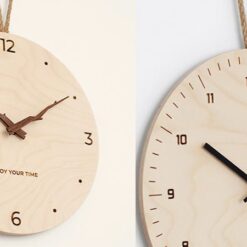 dong ho go treo tuong khac logo 493